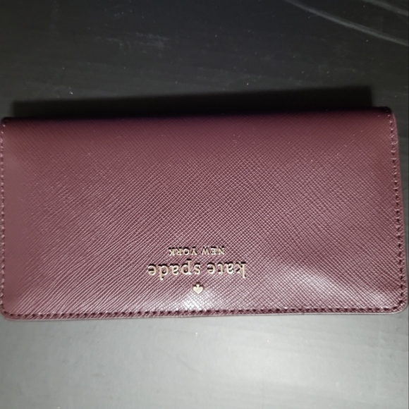 SOLD 💯% Authentic Brandnew - Picture 1 of 5